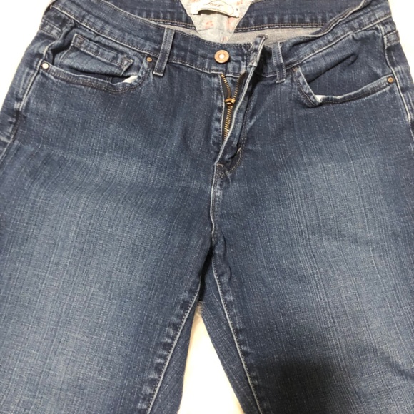 Women’s Levi’s Jean Capri - Picture 2 of 4